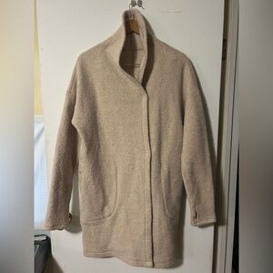 Lululemon Sincerely Sherpa Wrap
Heathered Cashew